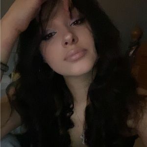 Meet your Posher, Hailie